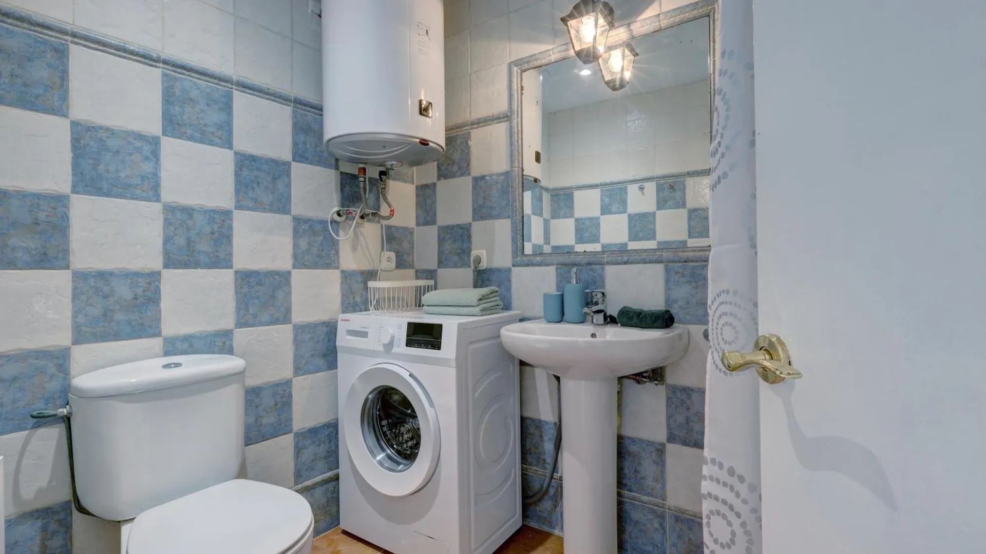 Apartament Ewa Studio Casares 0*,  Spain